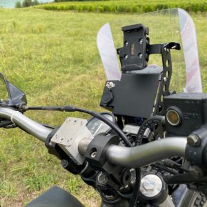 Handlebars GPS mounting bracket