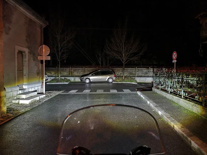 Low/ high beam motorcycle LED lights