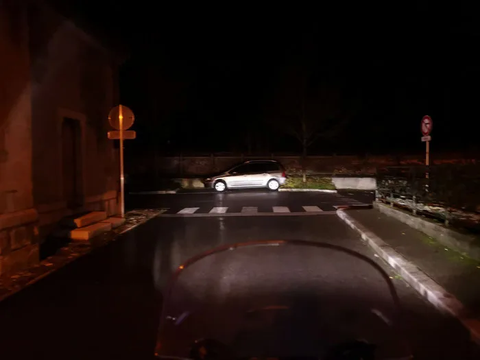 Low/ high beam motorcycle LED lights